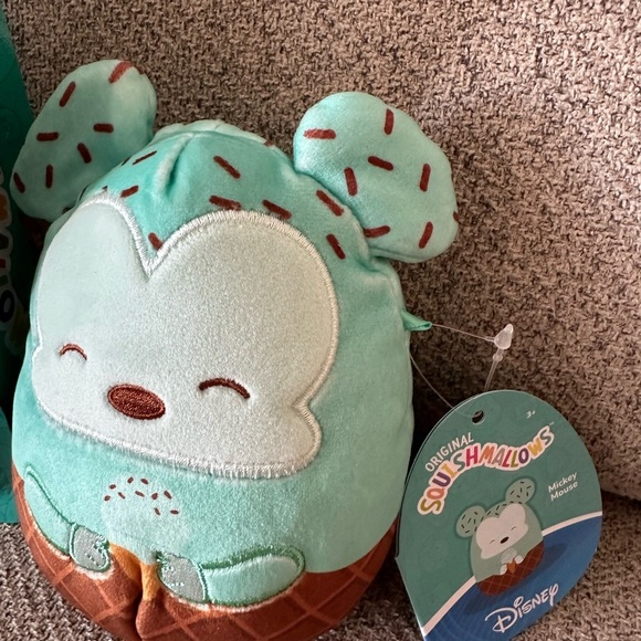 New 5" Disney Scented Mystery Bag Mickey Mouse Squishmallow - Picture 2 of 5
